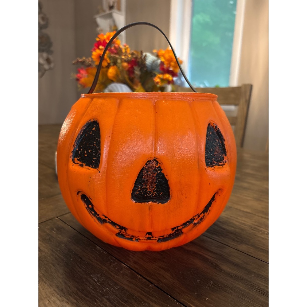 Vintage Jack-O-Lantern 7.5 General Foam Plastics Halloween Blow Mold Pail Bucket